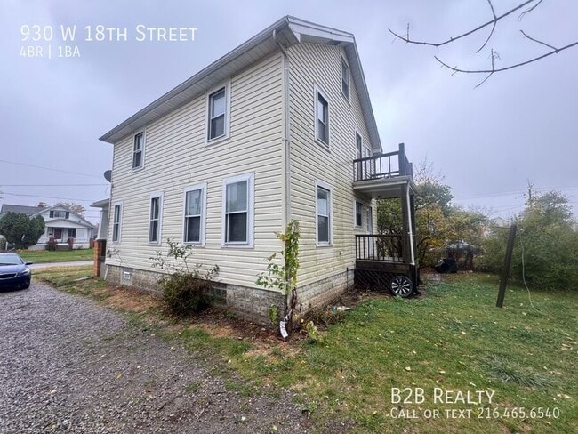 Photo - 930 W 18th St