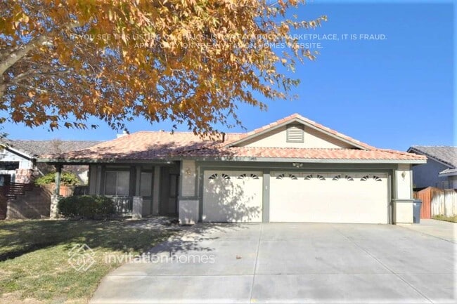 Building Photo - 2547 Gemstone Ave