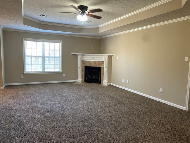 Photo - 2404 Lancashire Ln