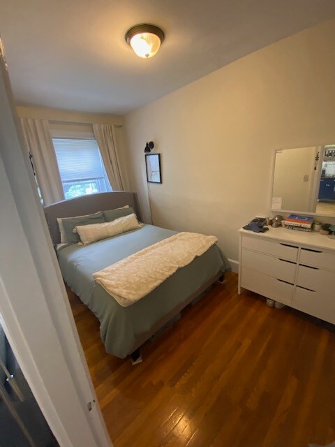 1075 Beacon St Unit 3