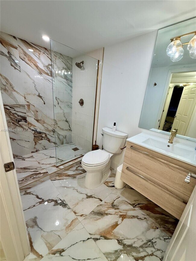 Photo - 2951 S Bayshore Dr Unit 316