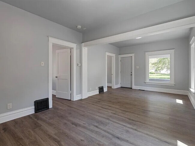 Photo - 453 Water St