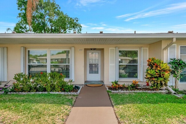 Photo - 20909 Sedgewick Dr