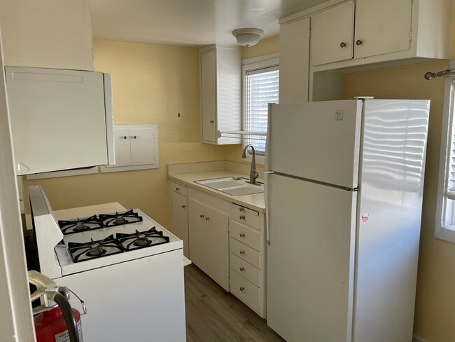 Photo - 4020 Miller Way