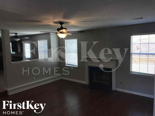 Photo - 79 Birchfield Ct