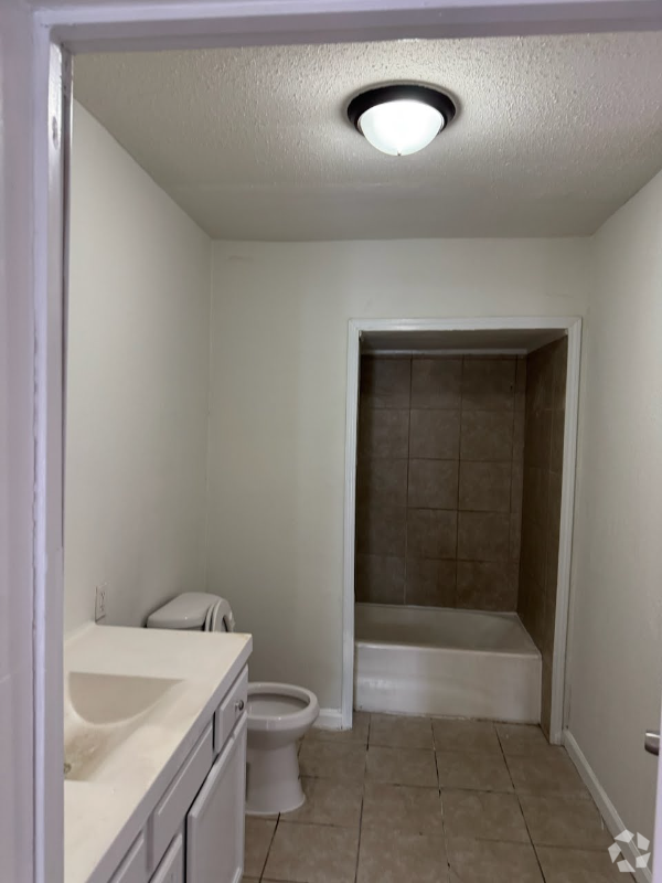 Building Photo - 3747 Oregon Ave Unit A Rental