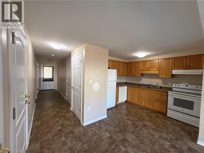 Photo - 11 Hackberry St