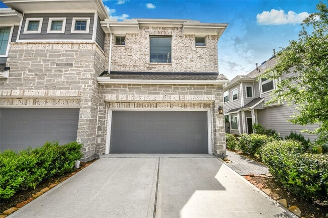 Building Photo - 19623 San Angelo Park Dr