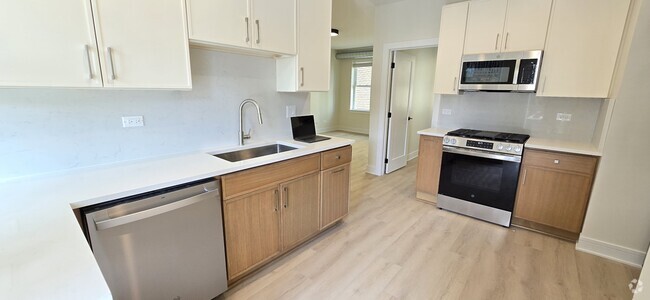 Building Photo - 432 S Maple Ave Unit 434 - 201 Rental