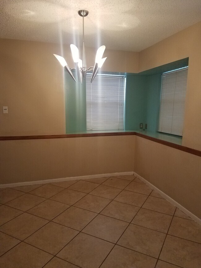 Photo - 3/2 Southside Home-Behind Athletic Club