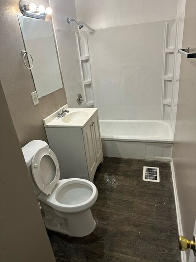 Section 8 Slab Home with Appliances House Rental in Gary, IN