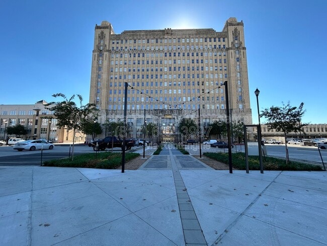 Photo - 221 W Lancaster Ave Unit 5008