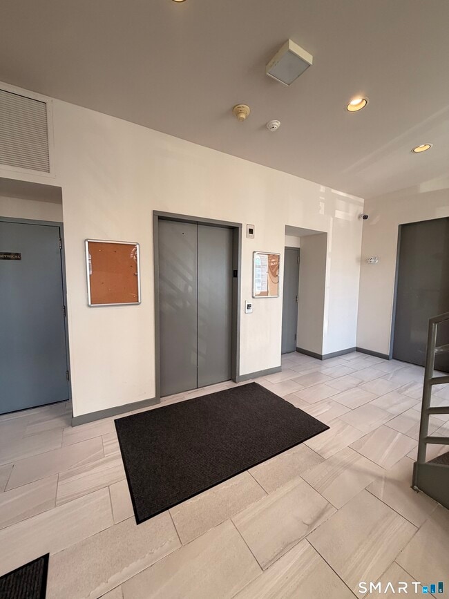 Photo - 49 Day St Unidad 301