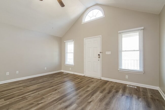 Photo - 3007 Brittany Dr