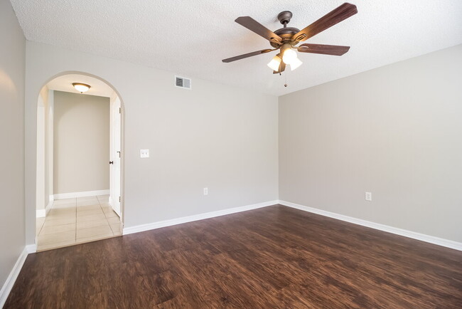 Photo - 598 Wekiva Bluff St