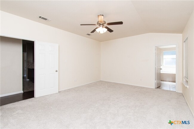 Photo - 424 Winter Sun Dr