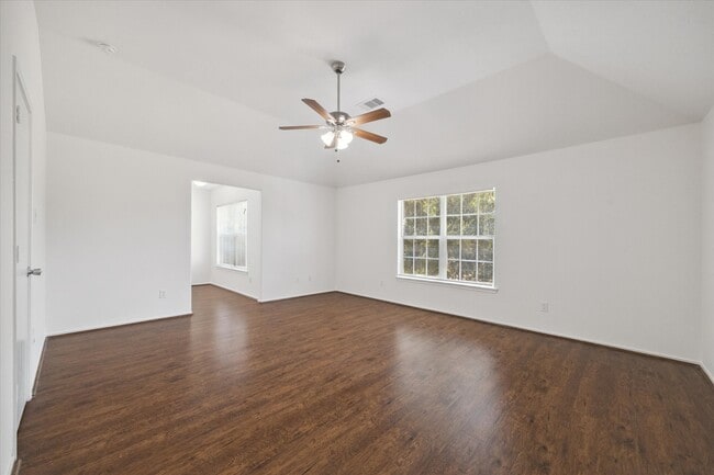 Photo - 6738 Haven Forest Ln