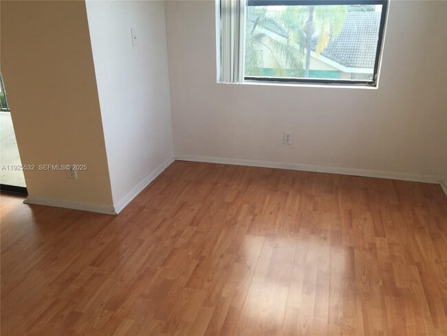 Photo - 9999 Summerbreeze Dr Unit 424