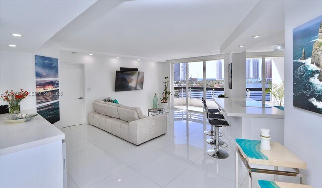 Photo - 3600 Mystic Pointe Dr Unit 1115