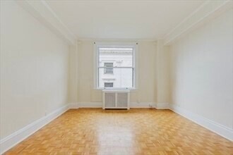 Building Photo - 21 Beacon St Unit 6J