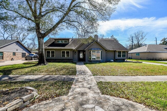 Photo - 15711 Pine Mountain Dr