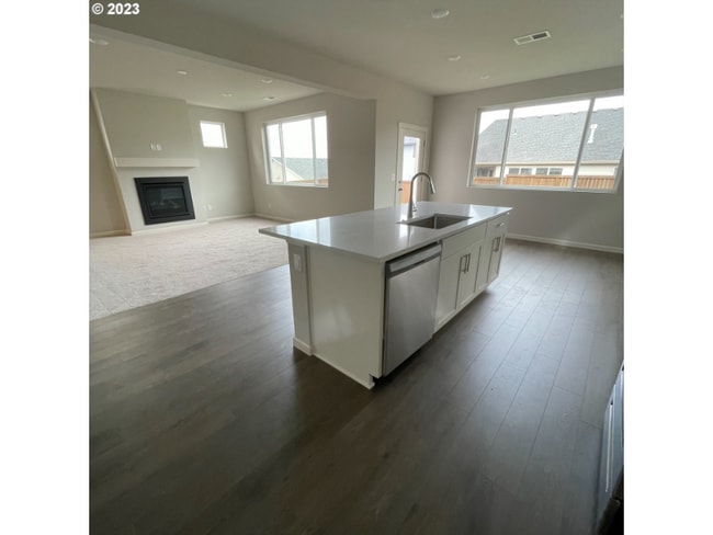 Photo - 2043 SE Osprey Ave