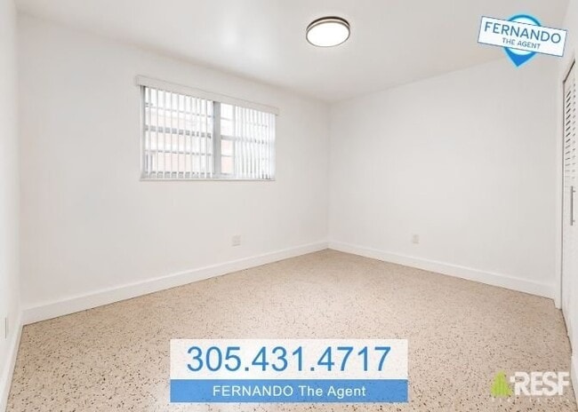 Photo - 212 Northwest Blvd