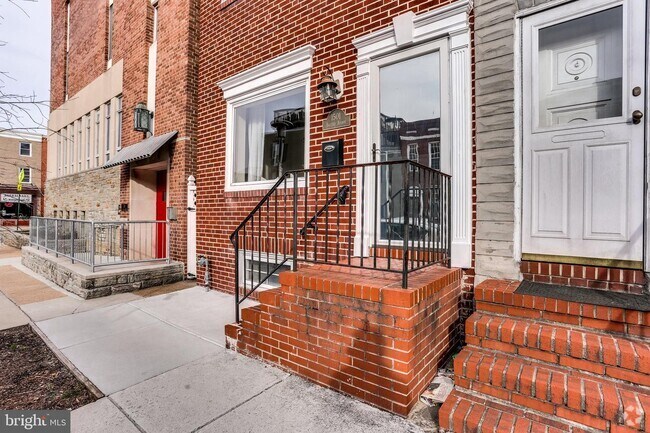 Building Photo - 1501 Battery Ave Rental