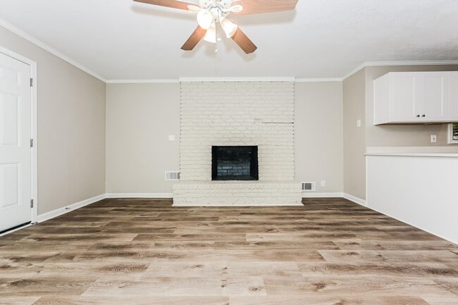 Photo - 3723 Eagle Woods Cir