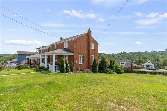 Photo - 802 Dunster St