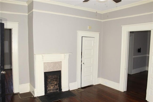 Photo - 1075 Manigault St SE