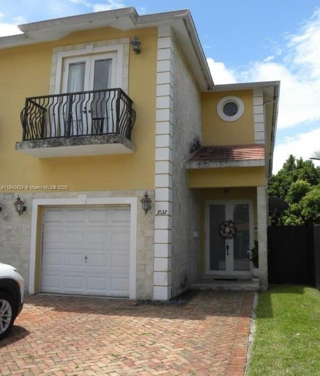 Photo - 3532 SW 23rd Ter