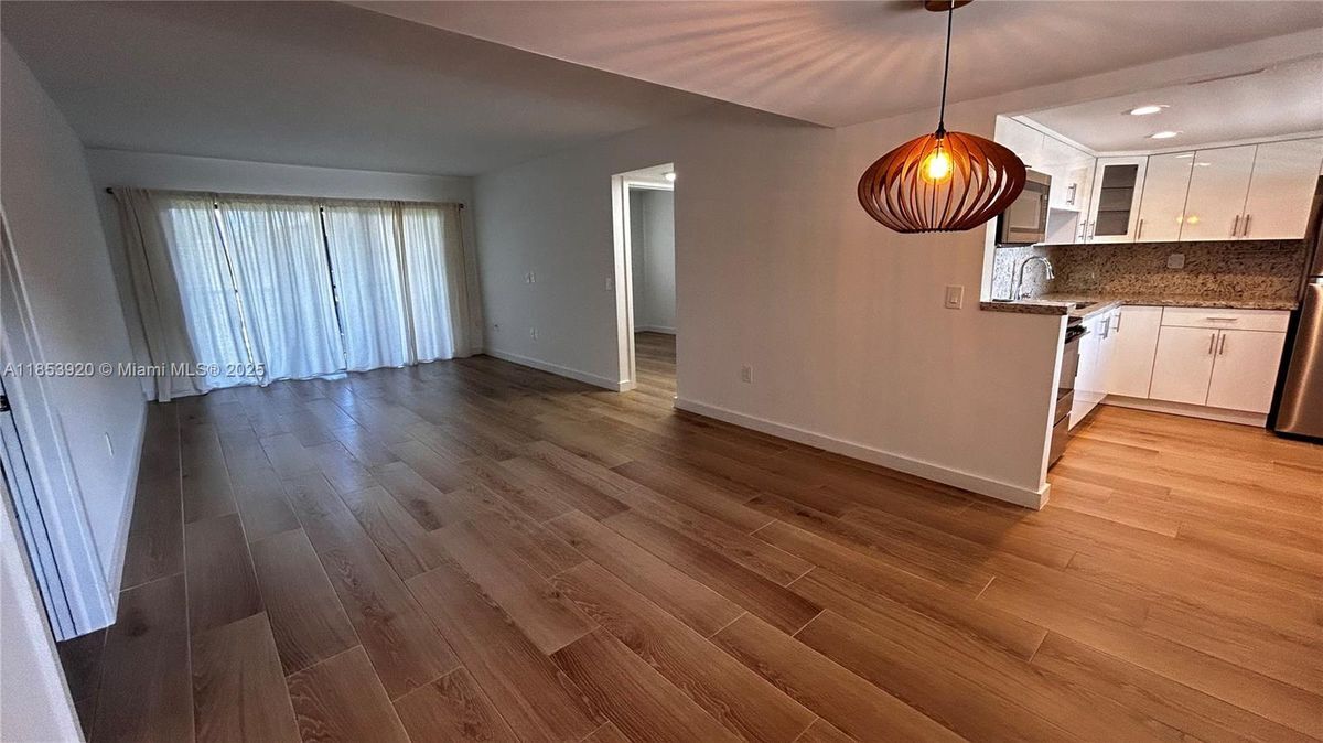 Photo - 8415 SW 107th Ave