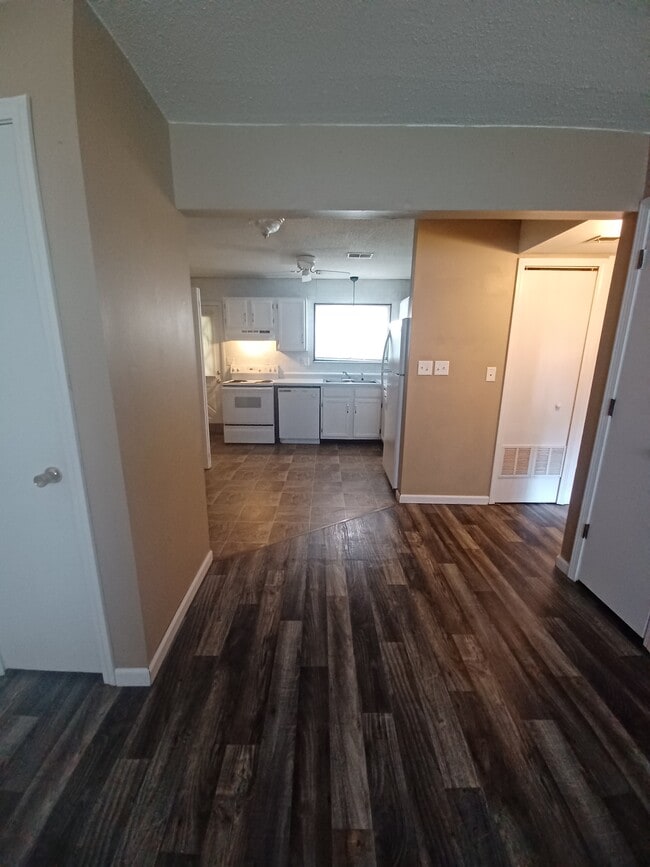Photo - 3303 Cassidy Rd Unit B