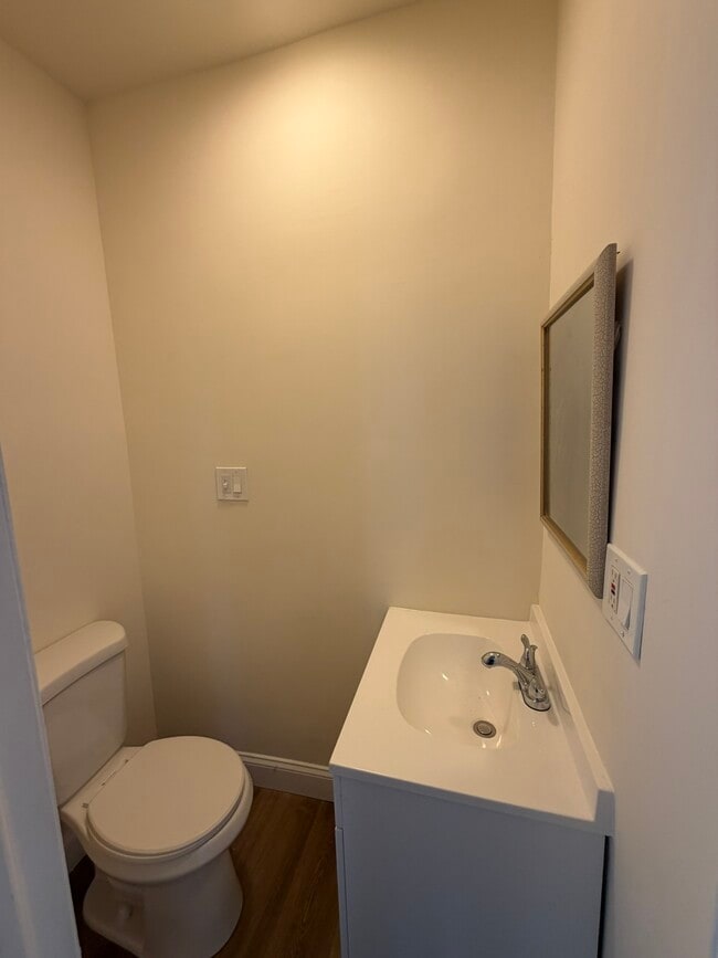 Photo - 1767 Hamilton Ave