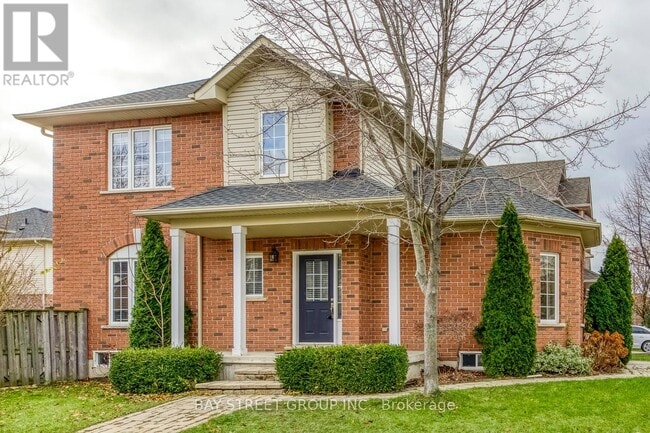 Photo - 5218 Garland Crescent