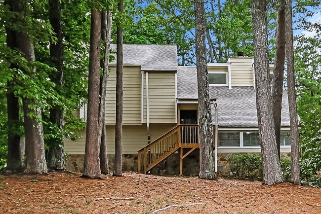 Building Photo - 961 Woodmont Dr Rental