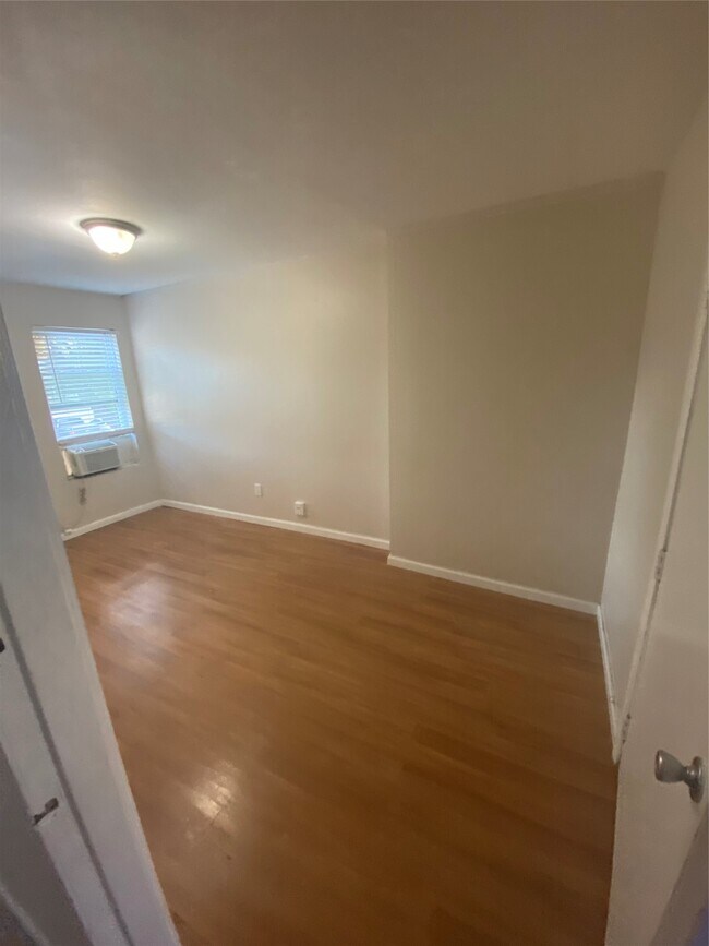 Photo - 502 W Alabama St Unidad 24