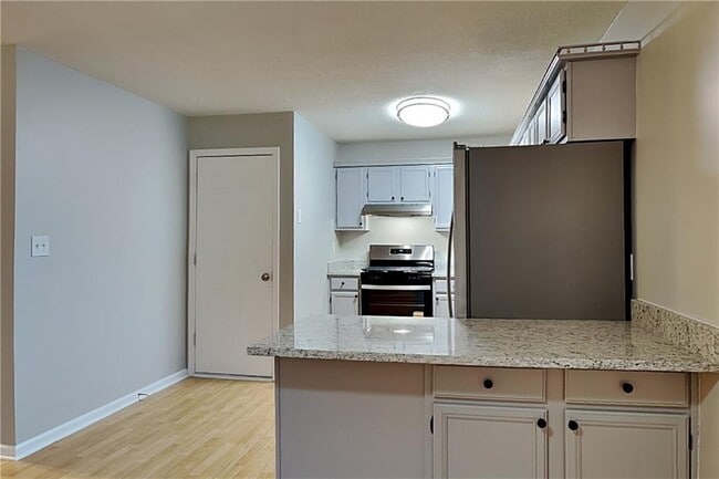 Photo - 235 Peach Crossing Dr