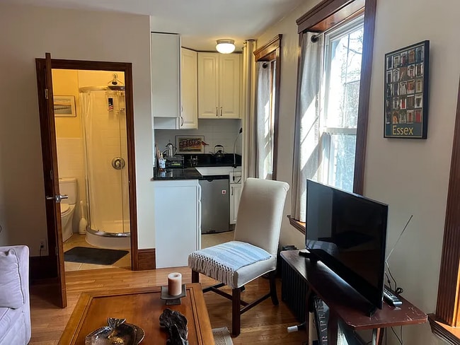 Photo - 31 Queensberry St Unit 12