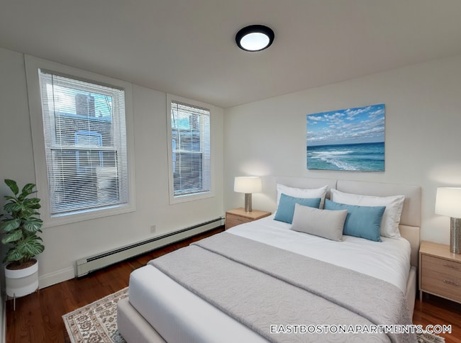 Photo - 117 Orleans St Unit 7