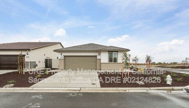 Photo - 104 Annotto St