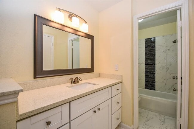 Photo - 2110 Whiteback Dr