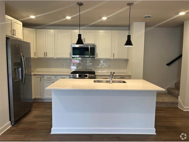 Building Photo - 23303 Amber Dr Rental