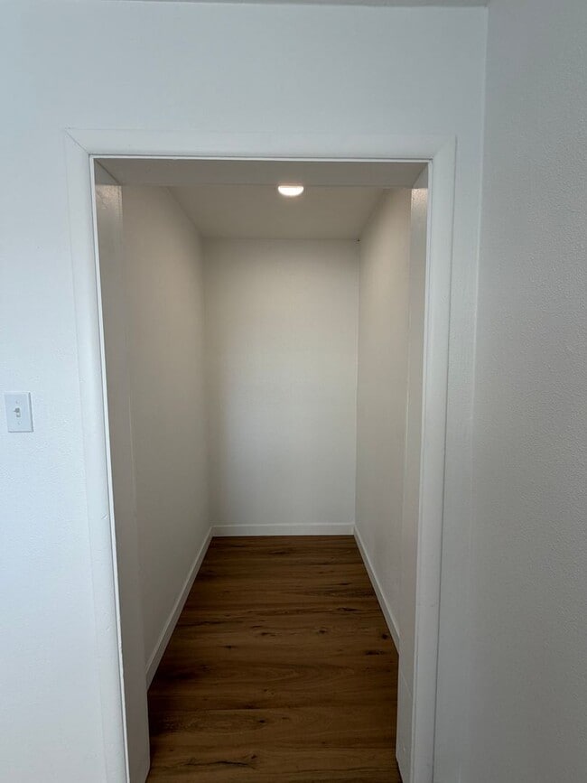 Photo - 2.2 Miles to Oregon Tech and Sky Lakes Medical Center! Freshly renovated 1bdrm that includes ELEC...