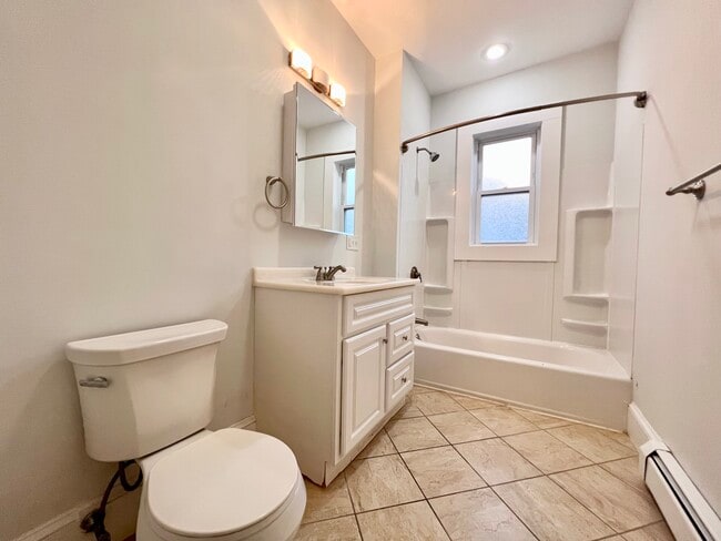 Photo - 15 Romsey St Unit 3