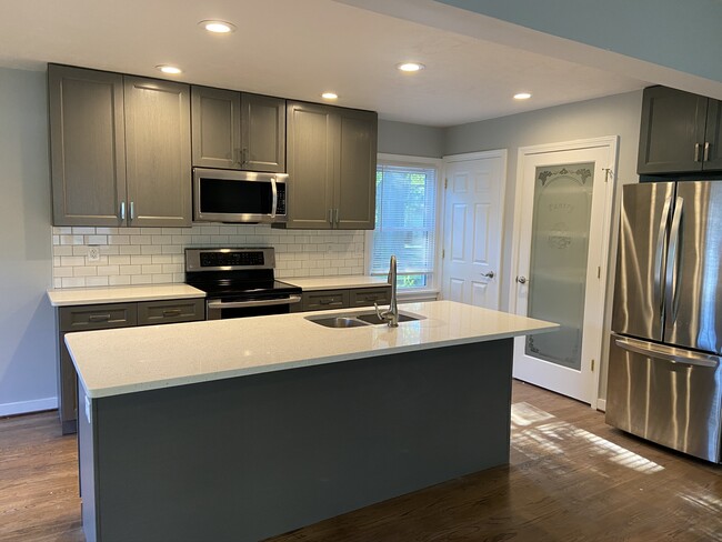 Kitchen - 27824 Rexford Rd House