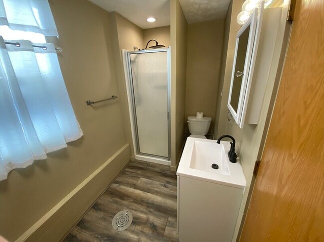 Photo - 5073 Orchard St