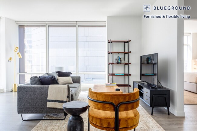 Photo - 8 10th St Unit FL17-ID354