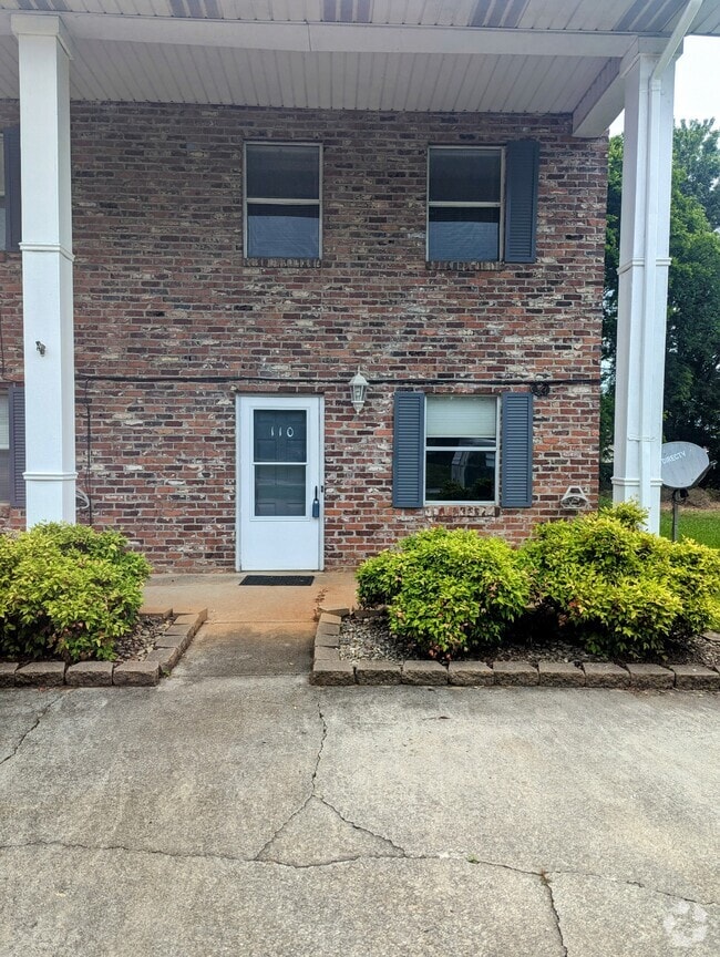 Building Photo - 110 Stone Tree Dr Rental